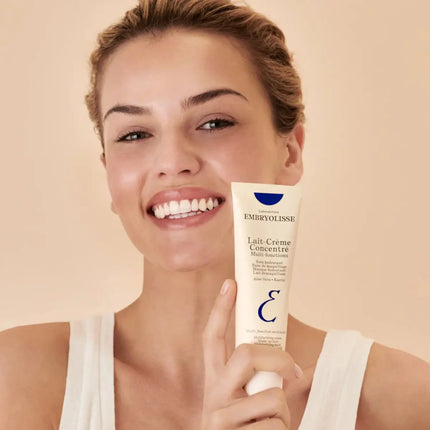 Embryolisse Lait Creme Concentre 75 ml bij model met verzorgde huid